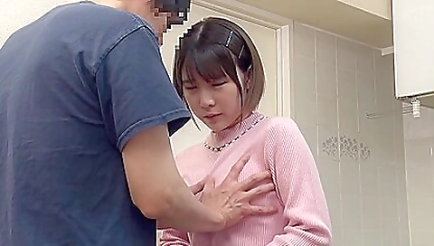 Asian with a hot pussy and a long ass is cumming in the porn