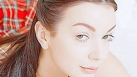 Slender brunette babe with small tits in vr porn video