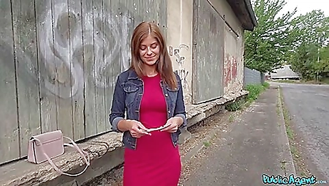 Brunette milf gets fucked in the outdoors in a deepthroat scene