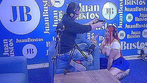 Colombian redhead cums 5 times during a deepthroat casting