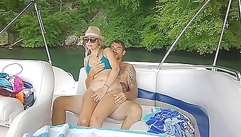 Sexy amateur milf with a good ass fucks her man on the dock