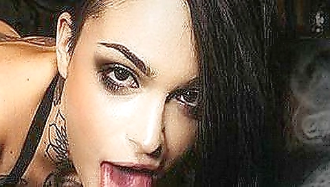 Girl with a nice body is going to smoke her way through a vr game